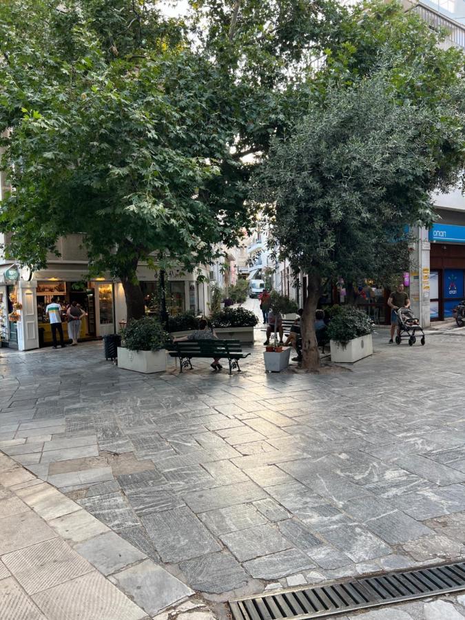 Cozy Tiny Apartment In The Heart Of Plaka Athén Kültér fotó