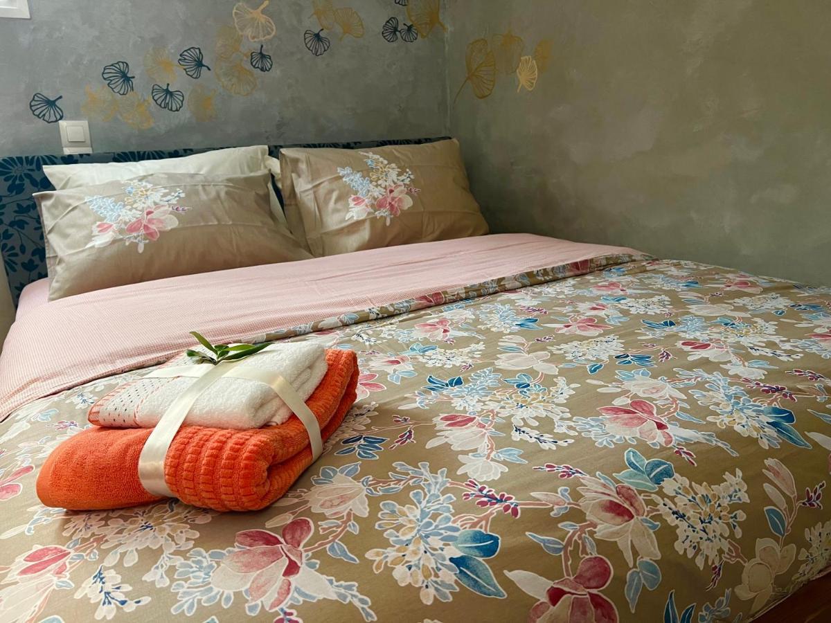 Cozy Tiny Apartment In The Heart Of Plaka Athén Kültér fotó
